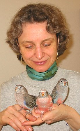 Maja mit den drei jungen Bourkes